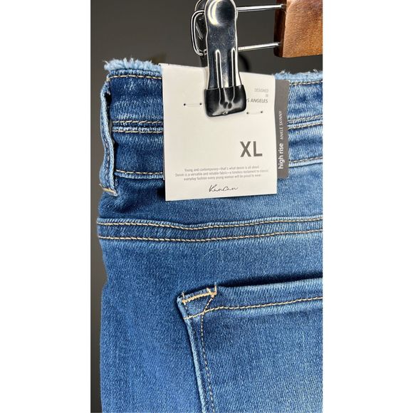 NWT Kancan High Rise Ankle Skinny Double Button Stretch Leilani Dark Wash Size X - Picture 5 of 7